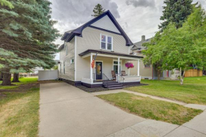 Stunning Red Lodge House with Hot Tub Walk to Town